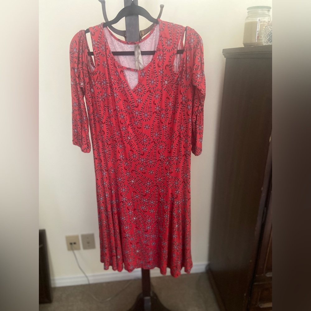 Cold shoulder summer midi dress X